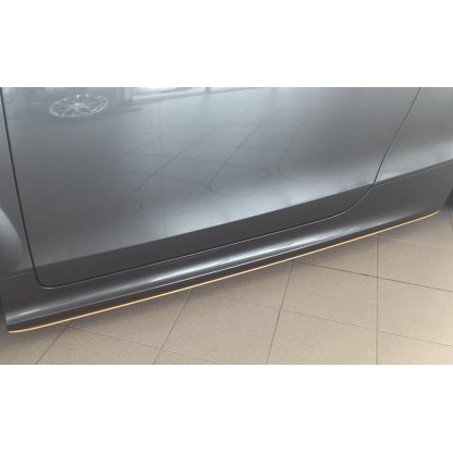 Rieger spoiler pod boční práh mont. strana pravá pro Audi TT RS 8J kupé, roadster, r.v. 09/09-, plast ABS bez povrchové úpravy