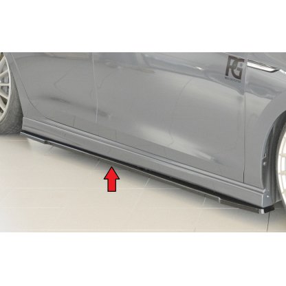 Rieger spoiler pod boční práh mont. strana pravá pro Seat Leon 5F 5-dvéř., 01/17-, plast ABS lakovaný do černé lesklé barvy
