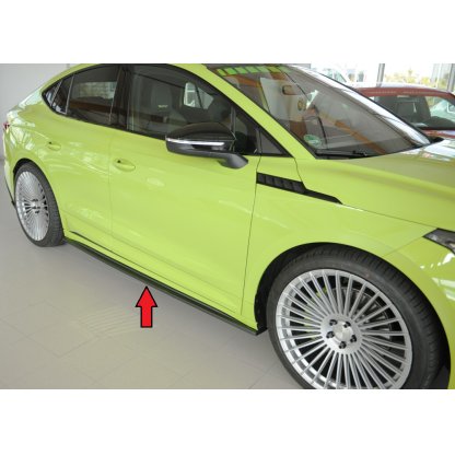 Rieger spoiler pod boční práh mont. strana pravá pro Škoda Enyaq iV RS SUV (5AZ), 07/21-, plast ABS lakovaný do černé lesklé barvy