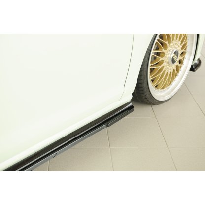 Rieger spoiler pod boční práh mont. strana pravá pro Volkswagen Golf 7 R-Line 3-dvéř., 02/17-, plast ABS lakovaný do černé lesklé barvy