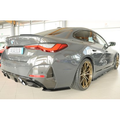 Rieger spoiler pod zadní nárazník na pravé straně pro BMW řada 4 G26 gran coupe (5-dvéř.) r.v. 07/20-, plast ABS lakovaný do černé lesklé barvy