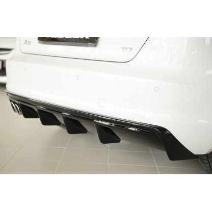 Rieger vložka zadního nárazníku (GBL56786) pro Audi A3 8V 3-dvéř. (hatchback 8V1), 5-dvéř. (sportback 8VA) před faceliftem, plast ABS lakovaný do černé lesklé barvy