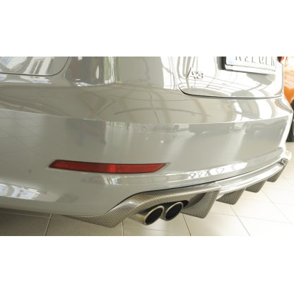 Rieger vložka zadního nárazníku pro Audi A3 8V 3-dvéř. (convertible 8V7), 5-dvéř. (sedan 8VS) před faceliftem, plast ABS s povrchovou úpravou Carbon-Look, pro dvojitou koncovku vlevo