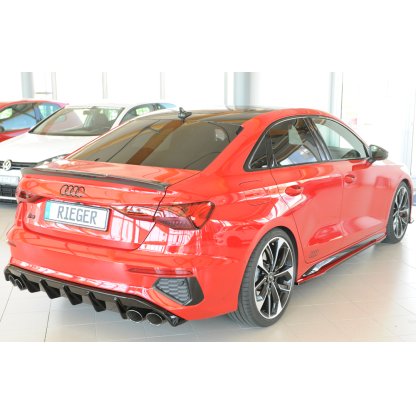 Rieger vložka zadního nárazníku pro Audi A3 GY 5-dvéř. (sedan), plast ABS lakovaný do černé lesklé barvy