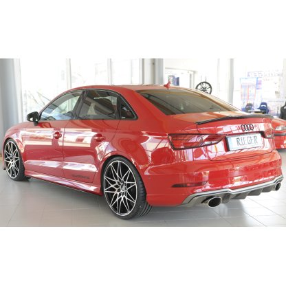 Rieger vložka zadního nárazníku pro Audi A3 S3 8V 3-dvéř. (convertible 8V7), 5-dvéř. (sedan 8VS) po faceliftu, plast ABS s povrchovou úpravou Carbon-Look, pro sportovní koncovky na obou stranách 152x95 mm