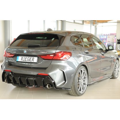 Rieger vložka zadního nárazníku pro BMW řada 1 F40 hatchback / 4-dr., plast ABS lakovaný do černé lesklé barvy