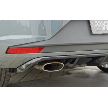 Rieger vložka zadního nárazníku pro Seat Leon Cupra 5F 3-dvéř. (sc), 5-dvéř. před faceliftem, plast ABS bez povrchové úpravy, plast ABS lakovaný do černé lesklé barvy
