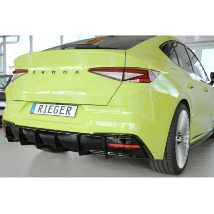 Rieger vložka zadního nárazníku pro Škoda Enyaq iV RS SUV (5AZ), plast ABS lakovaný do černé lesklé barvy