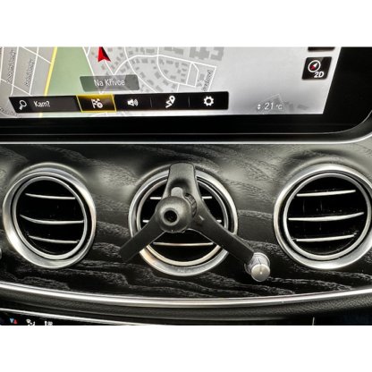 Úchyt do větrací mřížky Mercedes + univerzální pro držáky mobilních telefonů