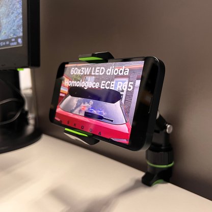 Univerzální držák telefonu, na zrcátko