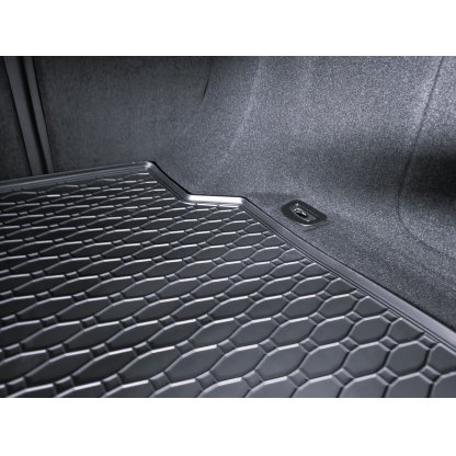 Vana do kufru gumová Alfa Romeo Giulia 4x2/4x4 2020- | RIGUM