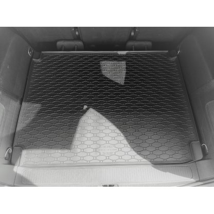 Vana do kufru gumová Opel Zafira C 5/7 místné 3. řada sklopená 2012- | RIGUM
