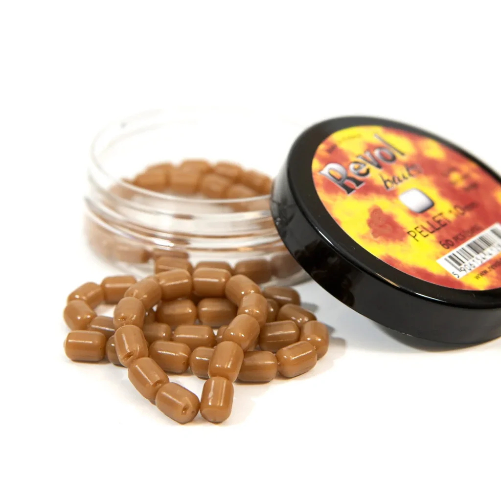 Revol Baits nástraha Pellet 10mm příchuť sýr-česnek, barva béžová 60ks