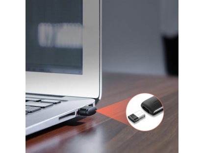 Controler cu pointer laser pentru prezentare PC negru (60327)
