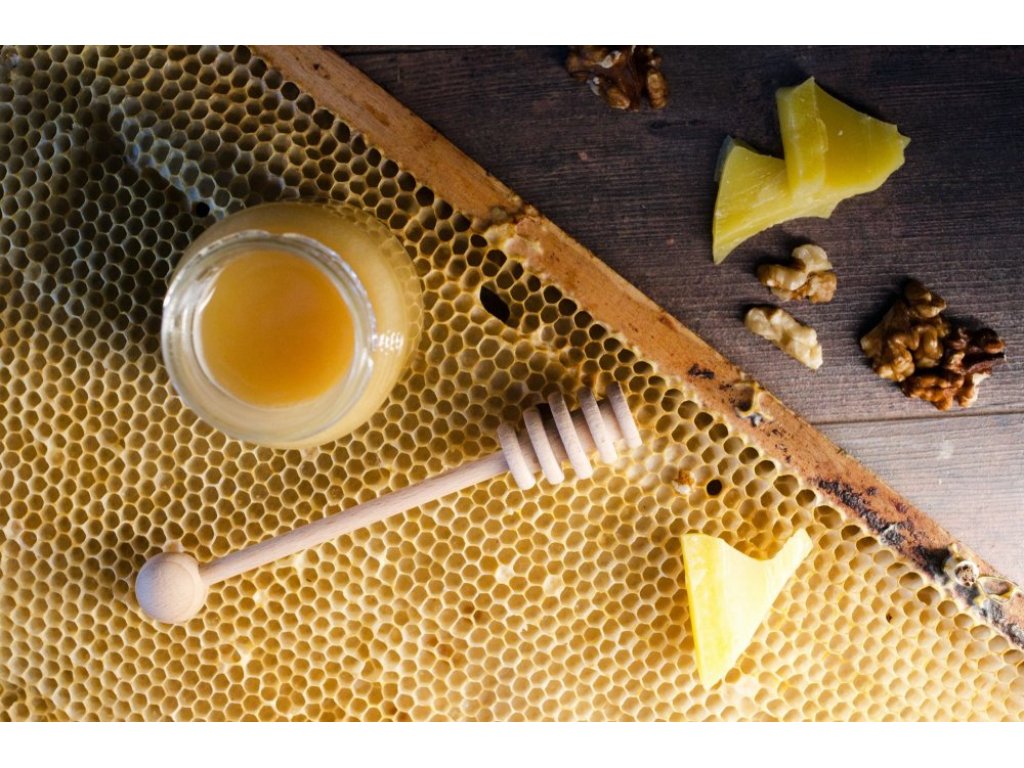 Naběračka na med, dřevěná