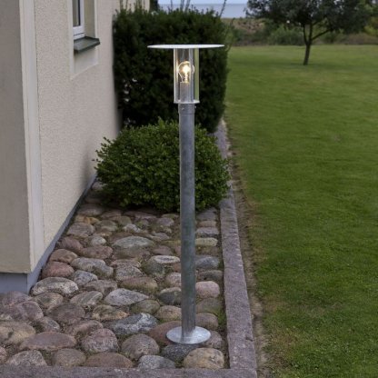 Mode Gate post stojací lampa z žárově pozinkované oceli, 111 cm, E27, Konstsmide