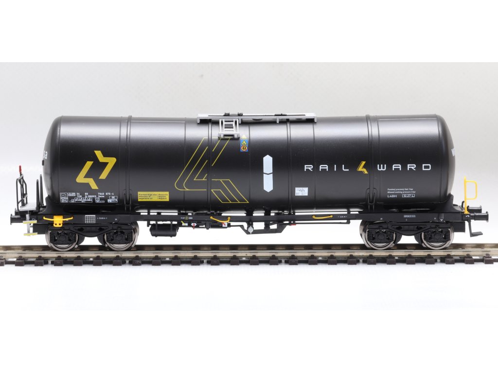 H0 - Cisternový vůz / Zacns 88 Rail4Ward Saphir rapeoil - Igra Model 96210050