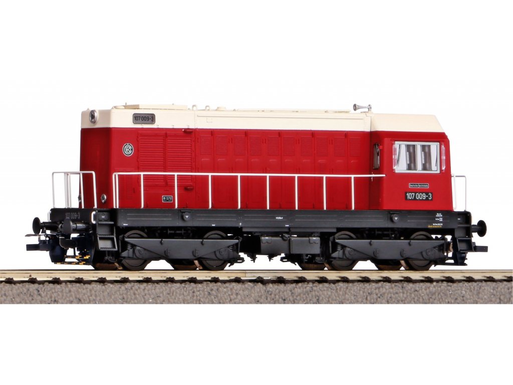H0 - Dieselová lokomotiva BR 107 DCC zvuk - PIKO 55910