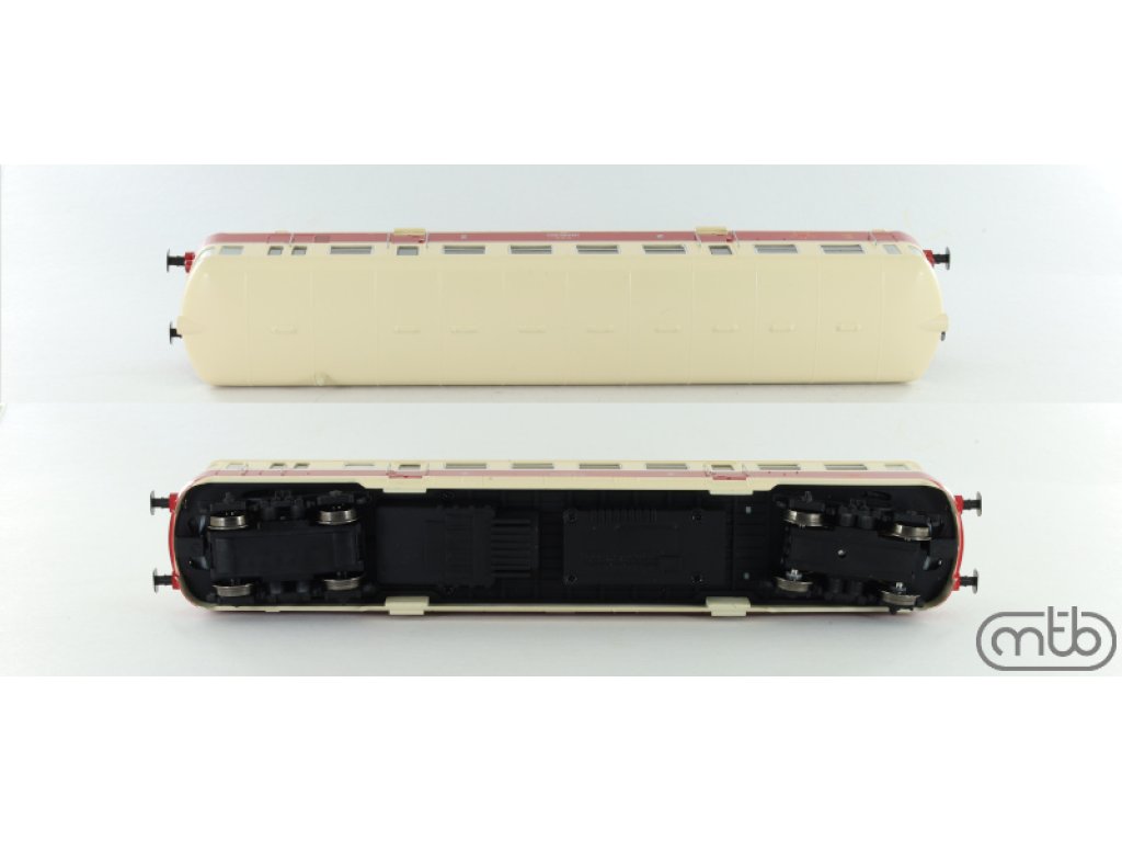 H0 - Motorový vůz M240.005 / ČSD - mtb 240 005