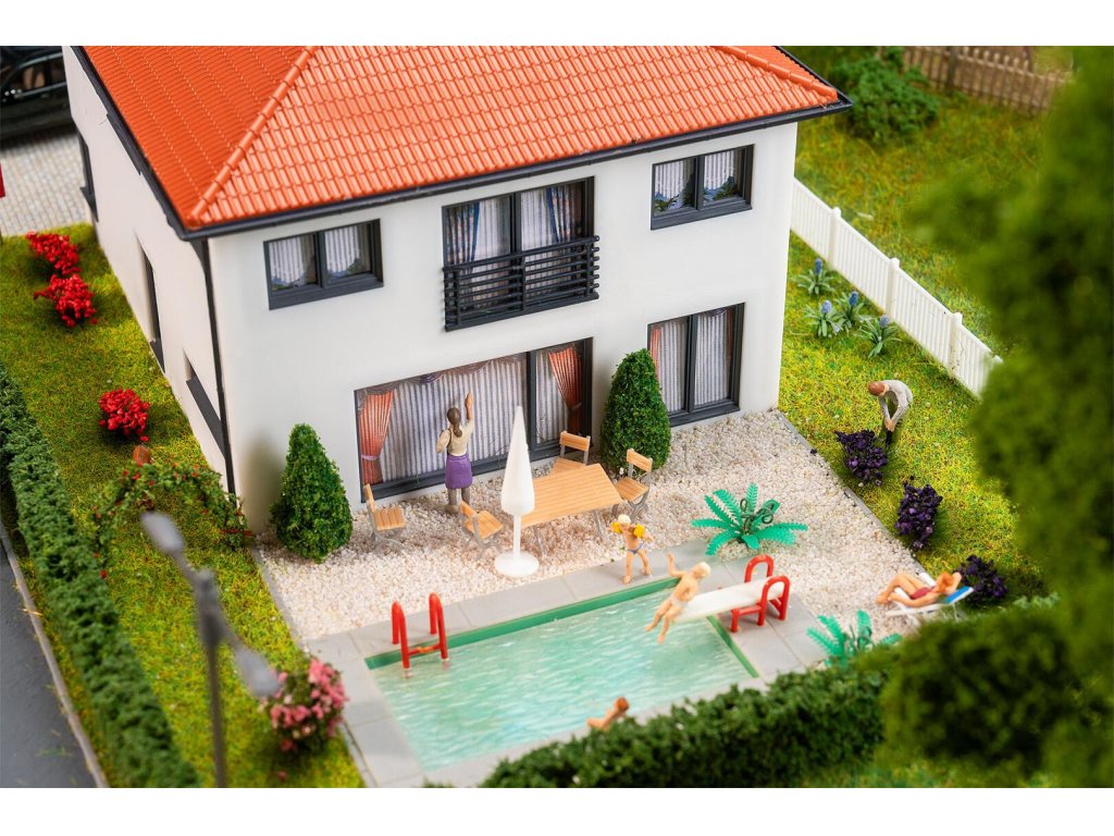H0 - Tento moderní dům s elegantní střechou - Faller 130648
