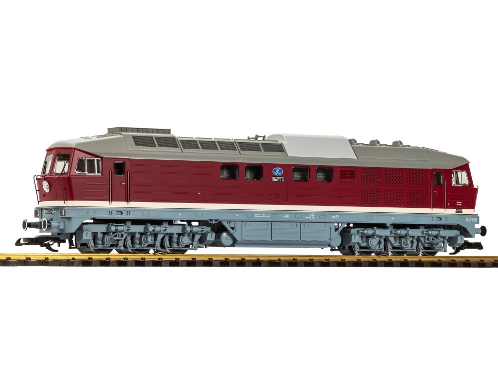 PIKO 37586 - Dieselová lokomotiva BR 130 Ragulin, meřítko G