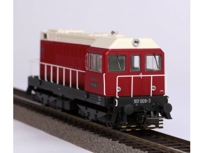 H0 - Dieselová lokomotiva BR 107 - PIKO 52420