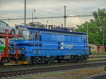 H0 - Elektrická lokomotiva BR 240 CD Cargo - PIKO 51384