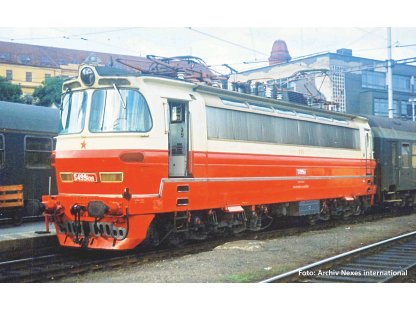 H0 - Elektrická lokomotiva BR 240 / DCC zvuk - Laminátka ČSD - PIKO 51390