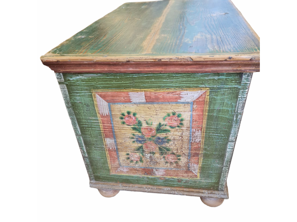 AMALIA - AN ANCIENT PAINTED CHEST