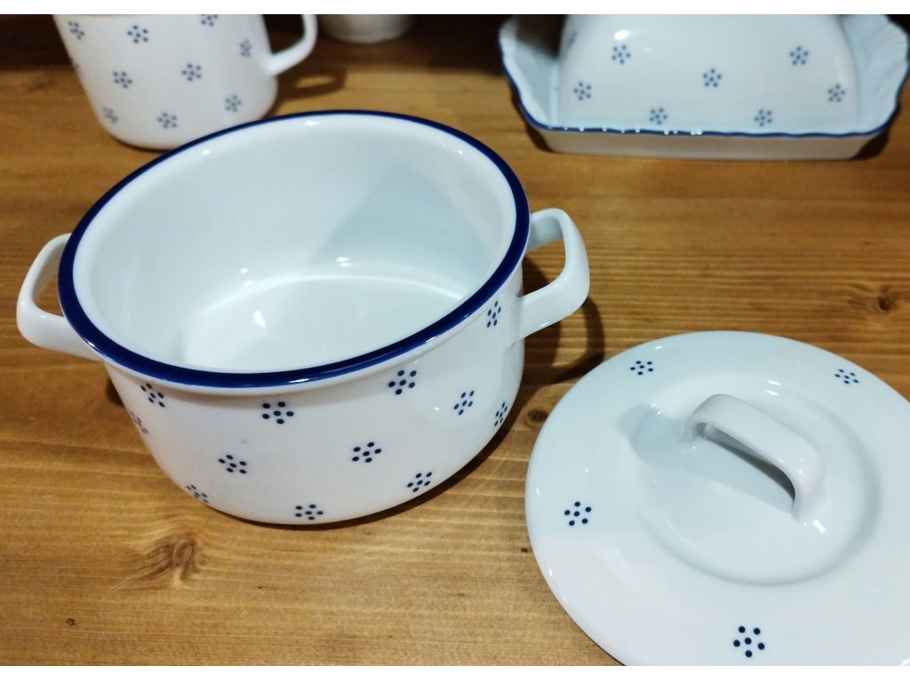 Babiččin porcelán - TEČKOKVÍTKY -Zapékací rendlík / šálek na polévku s víkem -500 ML