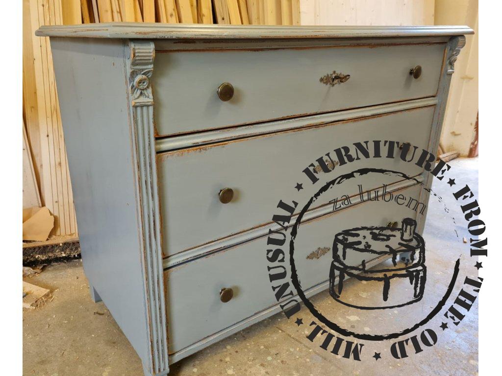 CHEST OF DRAWERS - 3 DRAWERS