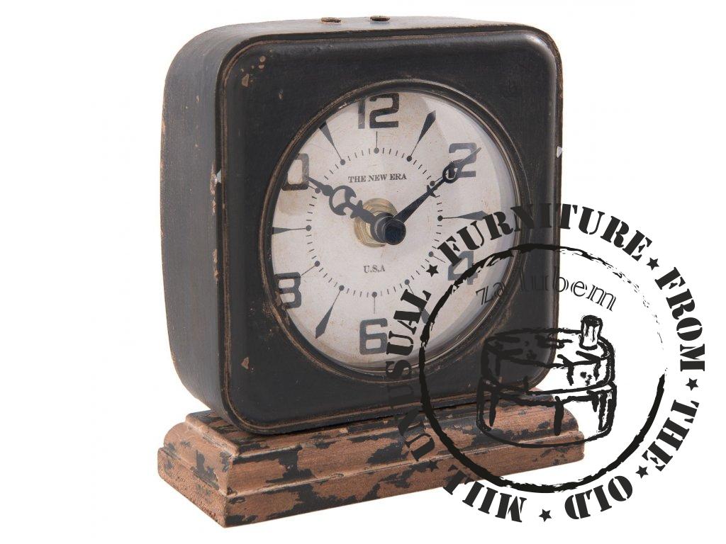 Retro metal table clock with patina - 11*5*12 cm