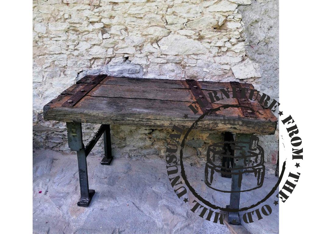 Massive industrial table - wood and metal
