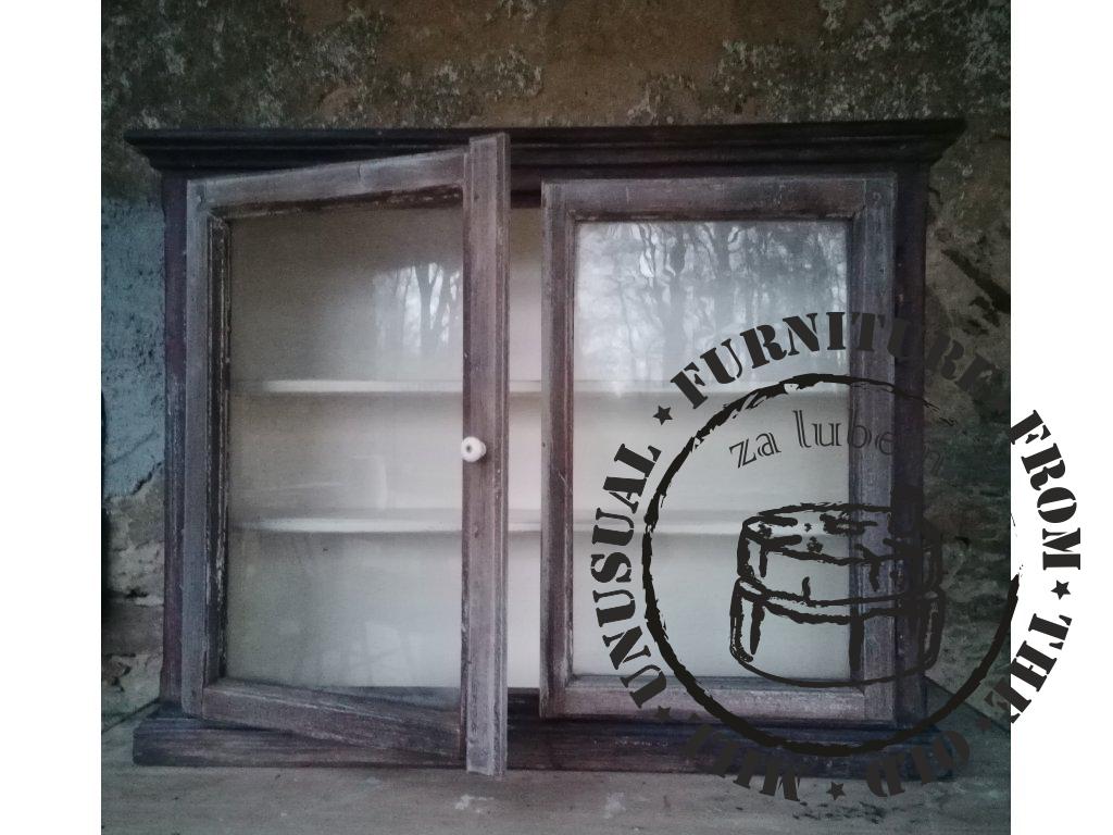 Skleníková skříňka - ze starého okna