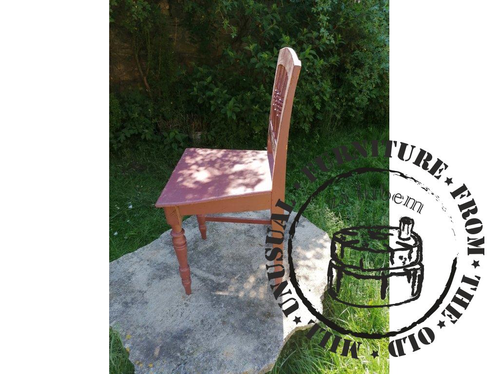 Vasek - classic country chair
