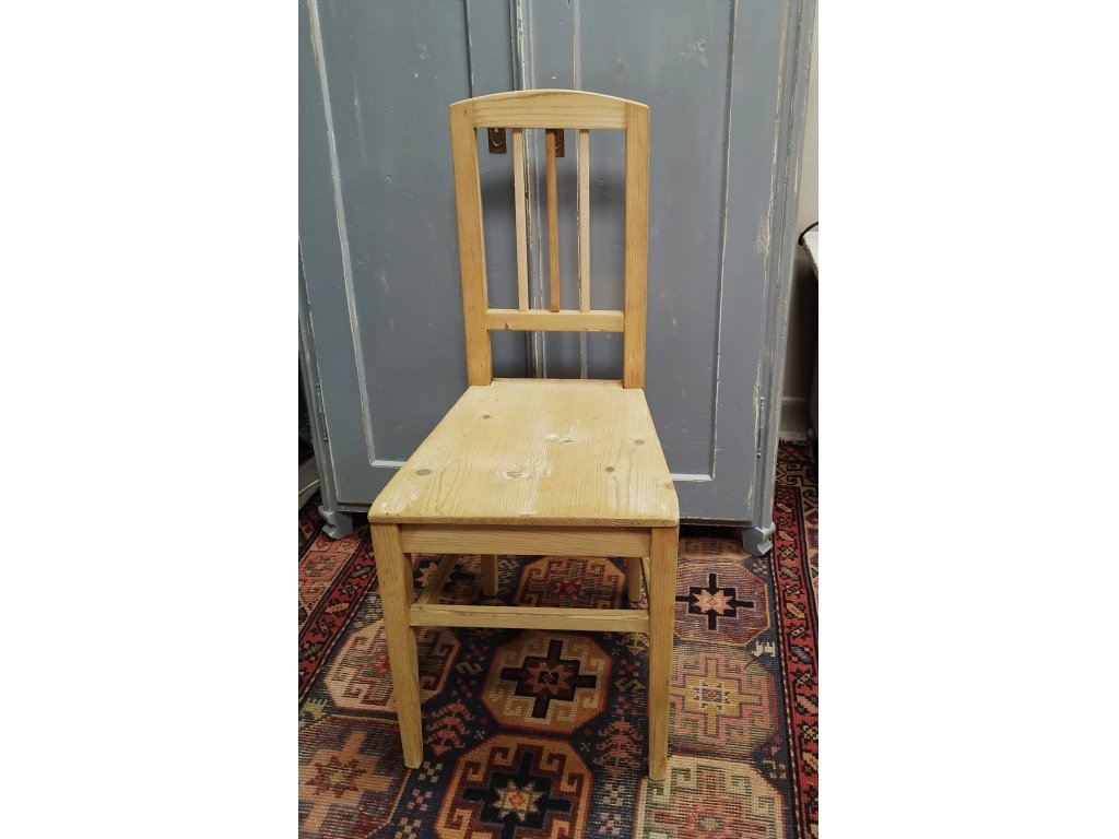 ...Židle - SEDM STATEČNÝCH  -  z roku 1880-1920