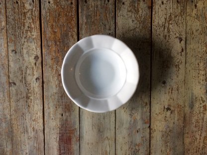 Babiččin porcelán - BÍLÁ KLASIKA  - sada tlustostěnných talířů - vel. 28 cm -18 ks 