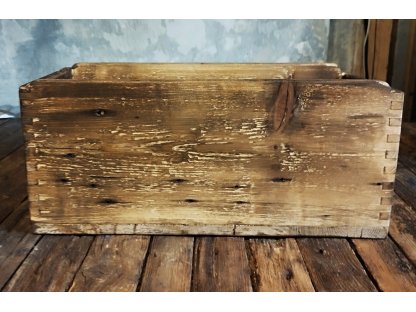 BOX MADE OF OLD WOOD - NINE 2