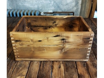 BOX MADE OF OLD WOOD - EIGHT