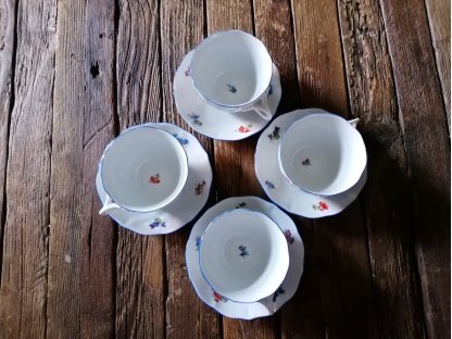 HÁZENKY - MODRÝ LEM LEM - ŠÁLEK S PODŠÁLKEM - 210 ML