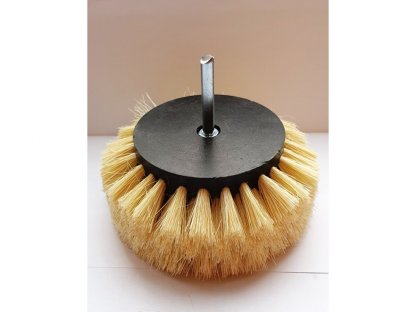 Circular brush for wax polishing