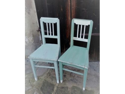 MENTHOLE AND FAZOLKA - country chairs in spring green