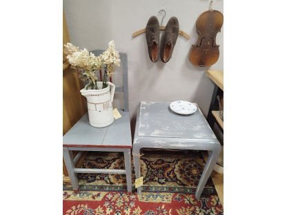 Mouse coat - folding table in mouse grey and white 2