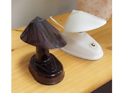 Retro bakelitová lampička  - bílá