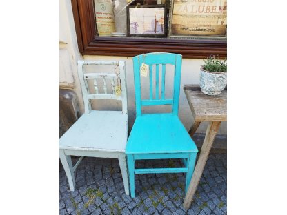 slečna Modřenka  -  venkovská židle 2