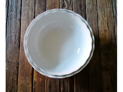 ...OUTDOOR CLASSIC - white porcelain bowl with corrugated rim - 26,5 cm